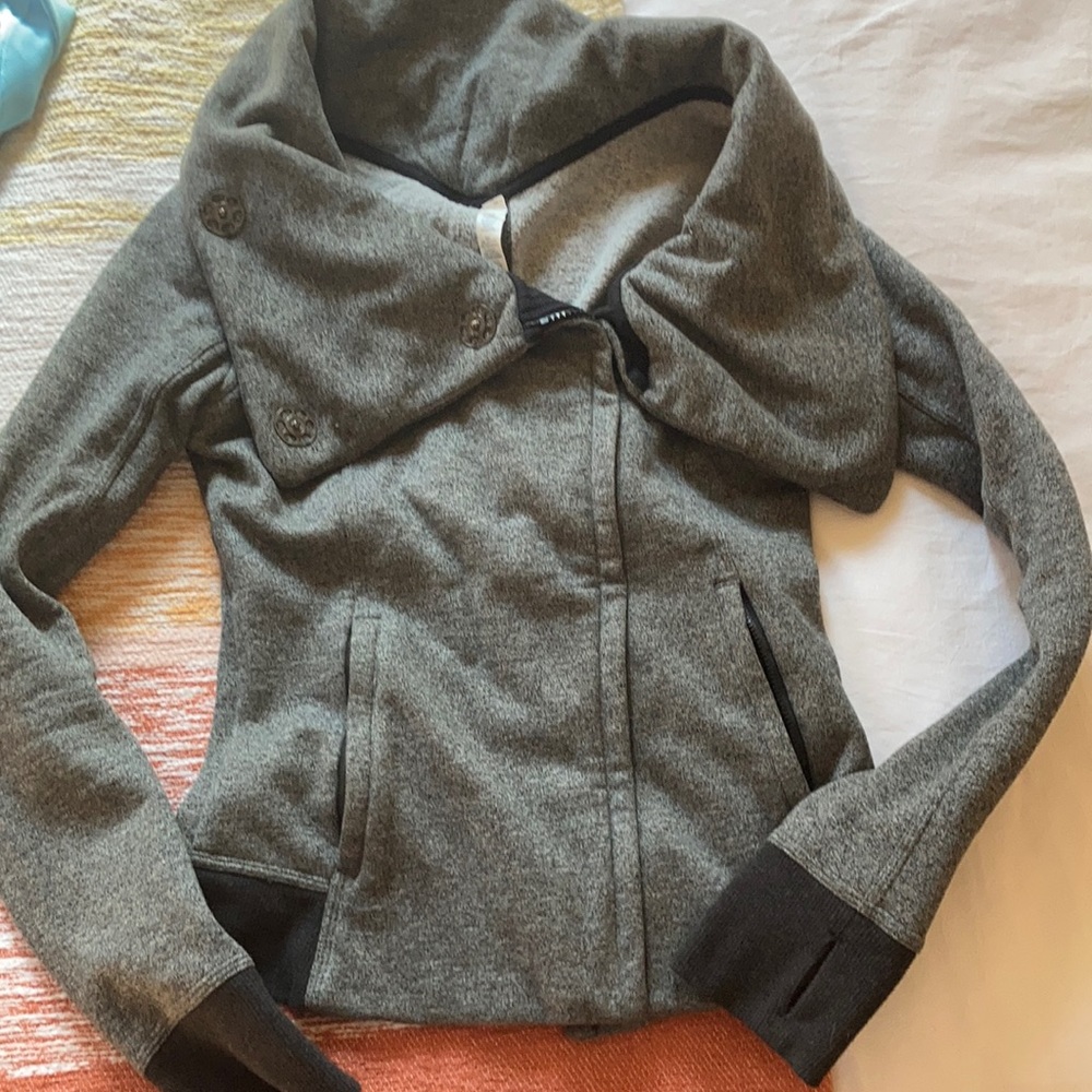 Lululemon sweatshirt zip up with funnel neck